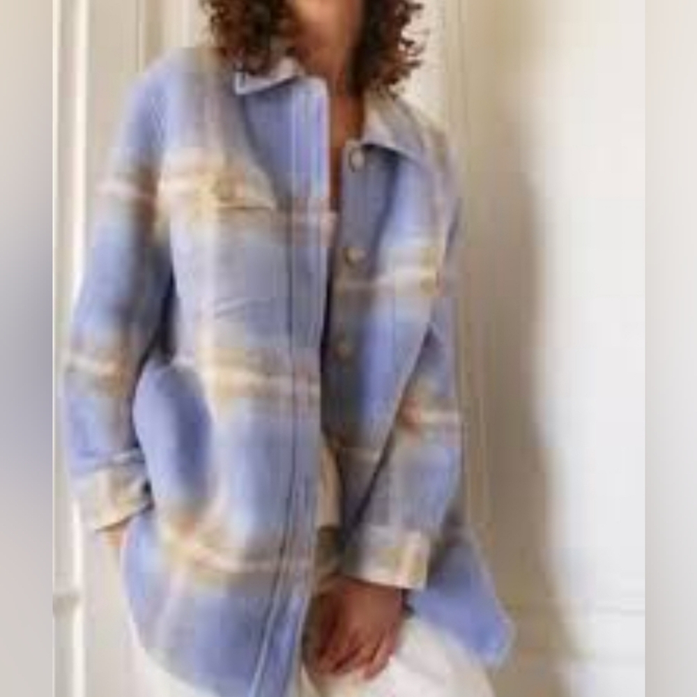 ARITZIA Wilfred Free The Ganna Shirt Jacket. Size: Small. - Picture 4 of 11